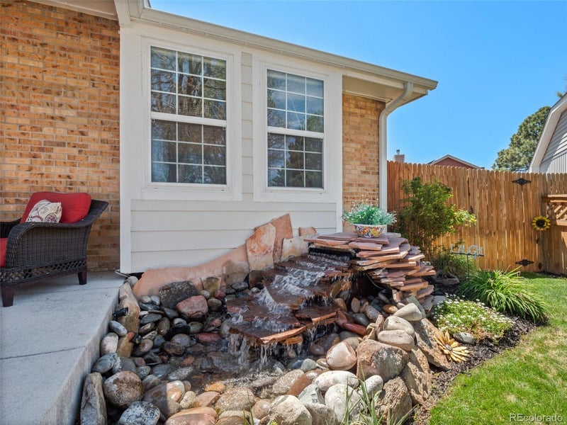 12162 Lake Ave, Littleton, CO 80127