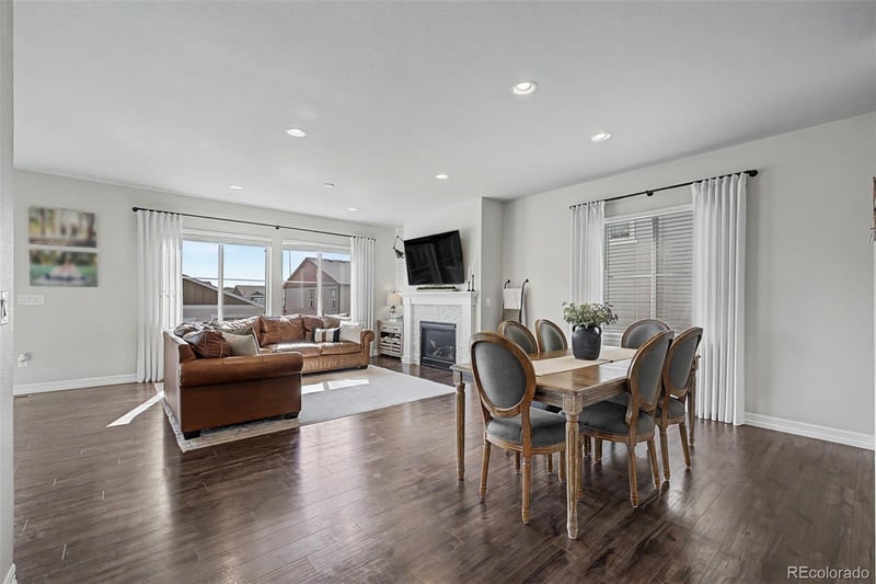 7297 Scottsburg Way, Aurora, CO 80016