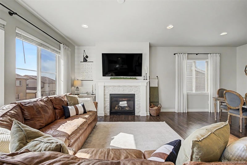 7297 Scottsburg Way, Aurora, CO 80016