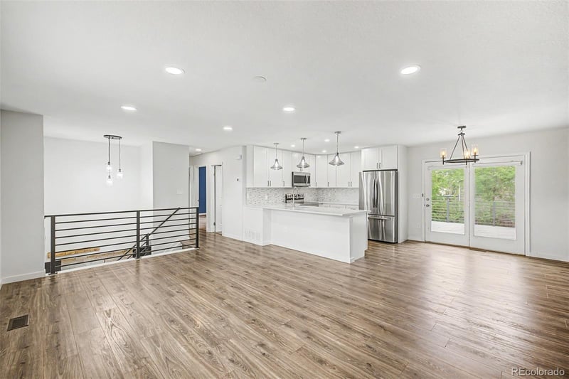 995 W Nolte Dr, Colorado Springs, CO 80916