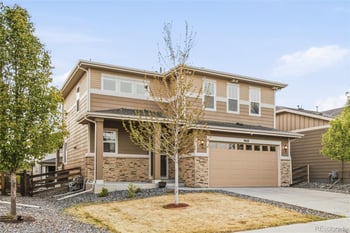 4628 Nepal Way, Aurora, CO 80015