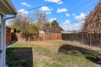 9330 Lilly Ct, Thornton, CO 80229