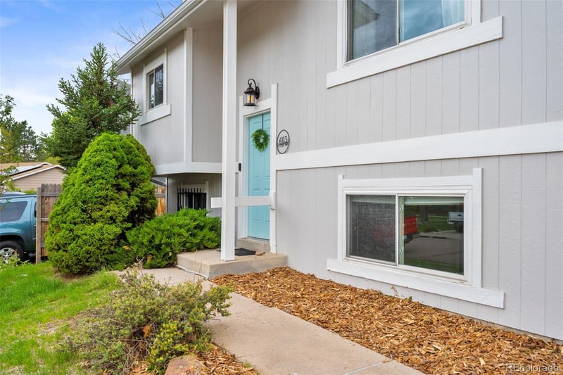 6113 Cody Way, Littleton, CO 80123