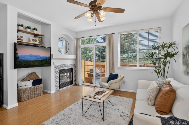 9122 Phillips Dr, Littleton, CO 80128