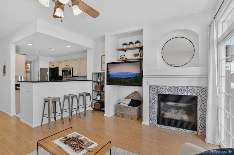 9122 Phillips Dr, Littleton, CO 80128