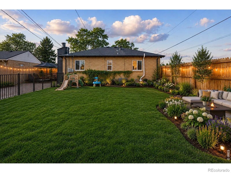 3696 Magnolia St, Denver, CO 80207