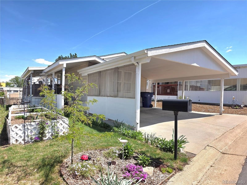1801 92nd Ave, Denver, CO 80260