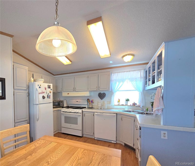 1801 92nd Ave Lot 514, Denver, CO 80260