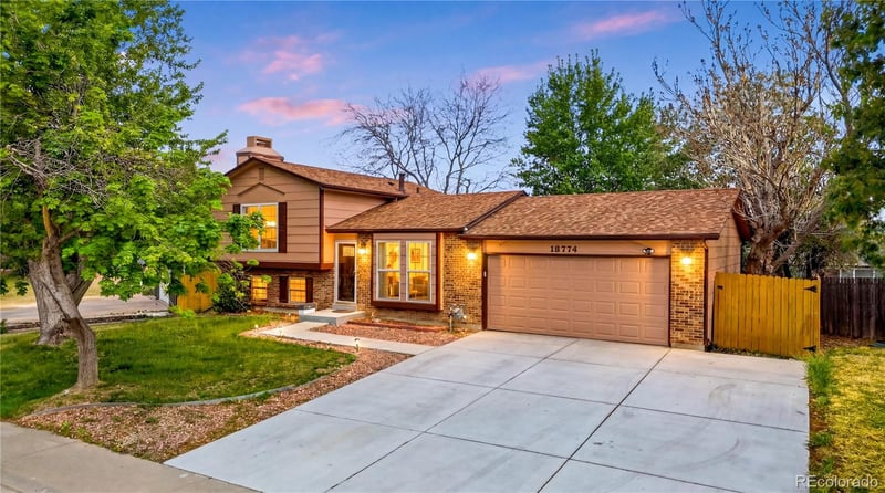18774 Quinn Pl, Aurora, CO 80015