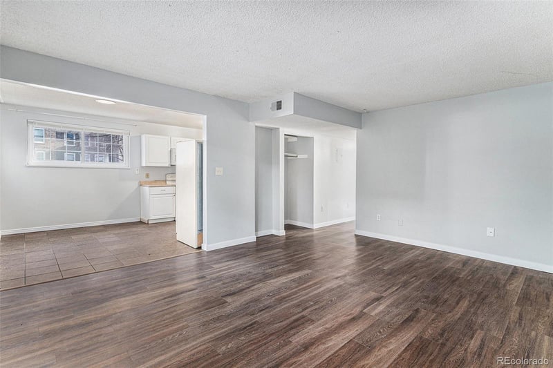 6800 Tennessee Ave #411, Denver, CO 80224