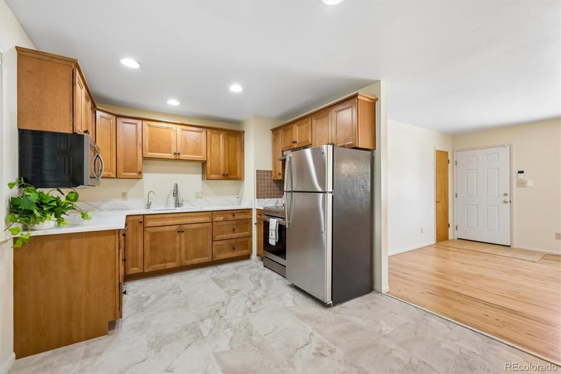 7591 Zenobia St, Westminster, CO 80030