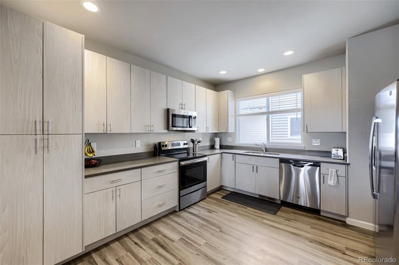 11250 Florence St #8D, Commerce City, CO 80640