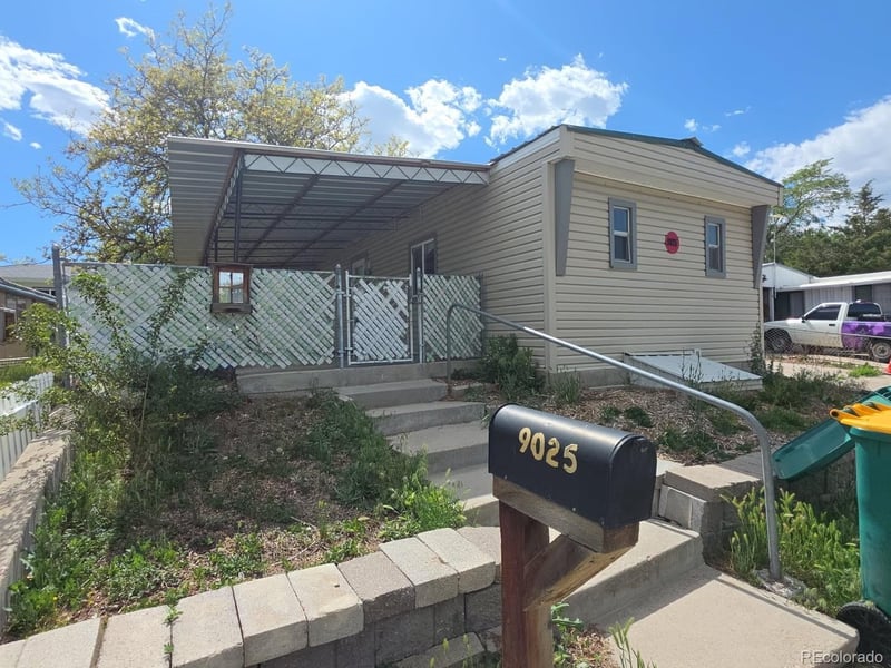9025 Mandel St, Denver, CO 80260