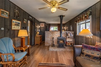 1112 Mountain Ave, Grand Lake, CO 80447