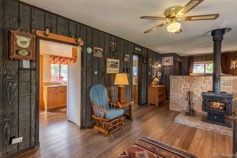 1112 Mountain Ave, Grand Lake, CO 80447