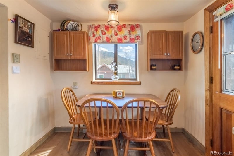 1112 Mountain Ave, Grand Lake, CO 80447