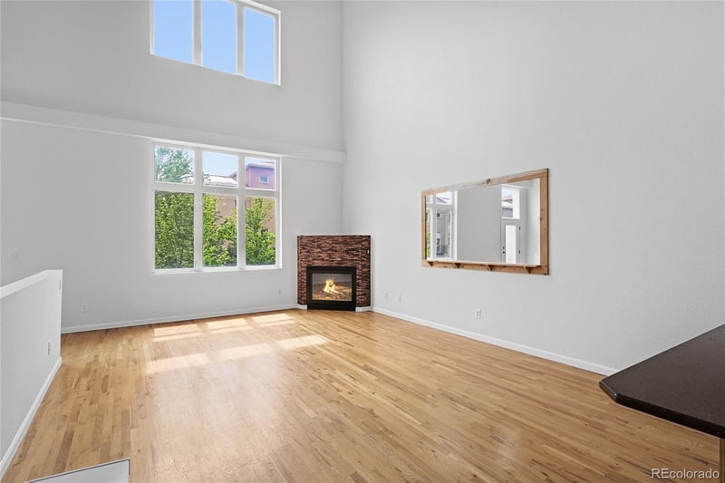 220 Roslyn St #706, Denver, CO 80230