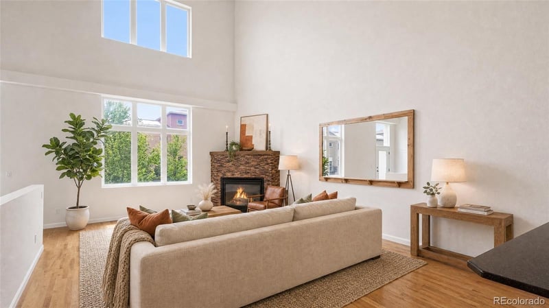 220 Roslyn St #706, Denver, CO 80230
