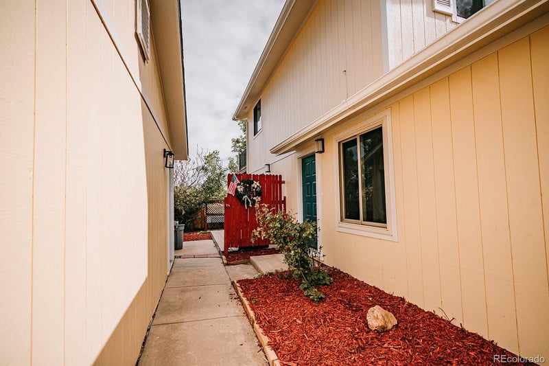 6637 95th Pl, Broomfield, CO 80021