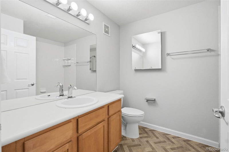 23306 5th Pl #202, Aurora, CO 80018