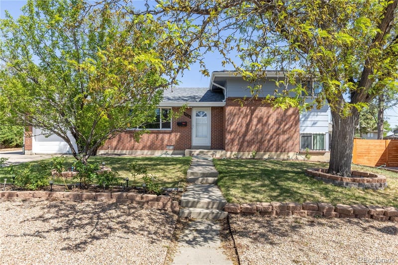 9526 Pelon Dr, Northglenn, CO 80260