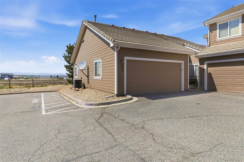 10497 Paris St #407, Commerce City, CO 80640