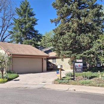 2884 Oakland Cir, Aurora, CO 80014