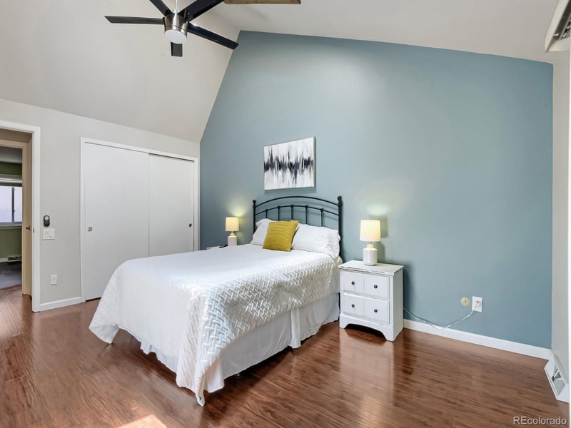 2884 Oakland Cir, Aurora, CO 80014