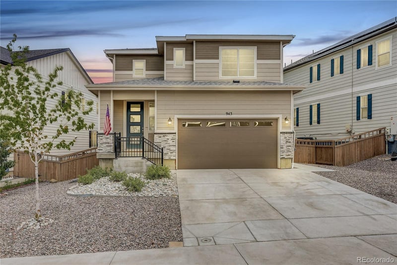 943 Oleander St, Castle Rock, CO 80109