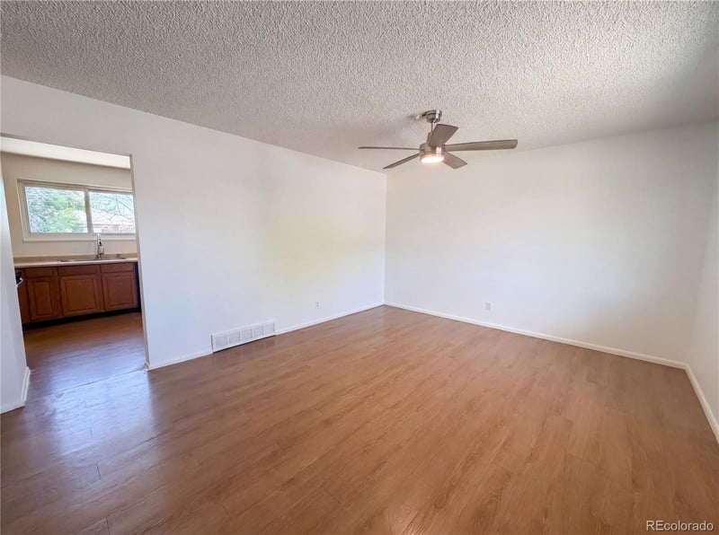 1902 116th Pl, Northglenn, CO 80233