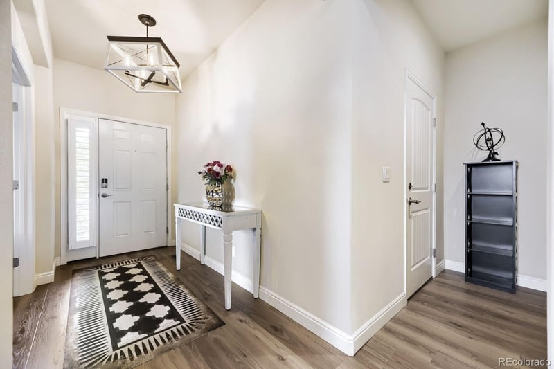 24471 Alamo Dr, Aurora, CO 80016