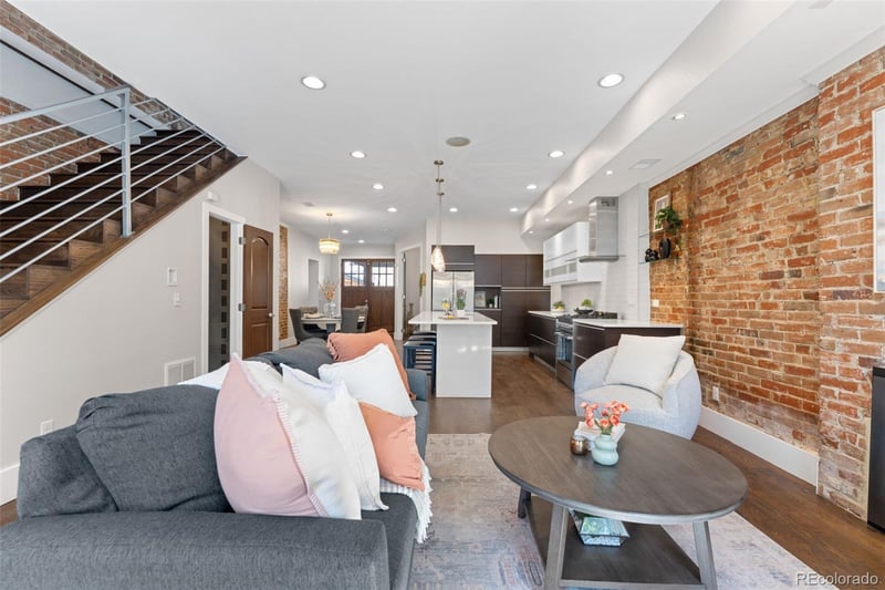 2521 Lawrence St, Denver, CO 80205