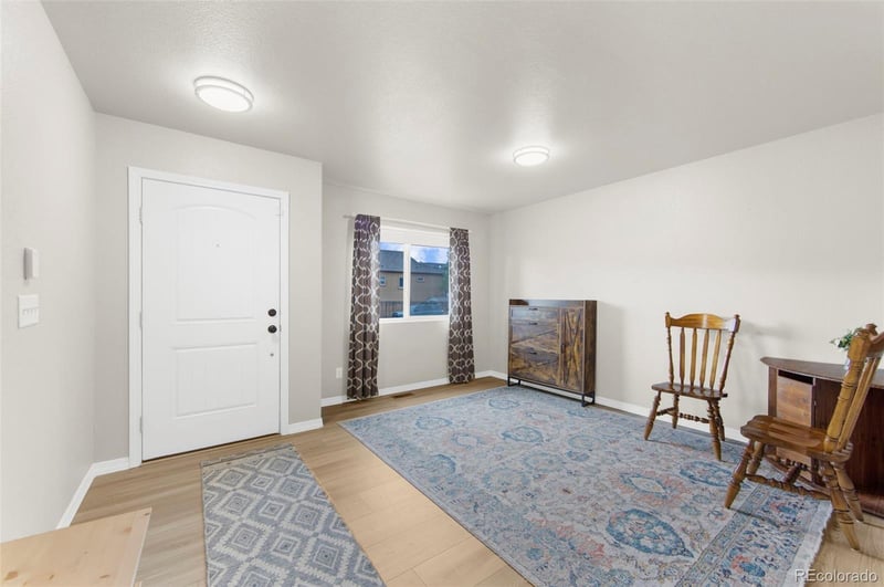 1223 Livingston Ave, Colorado Springs, CO 80906