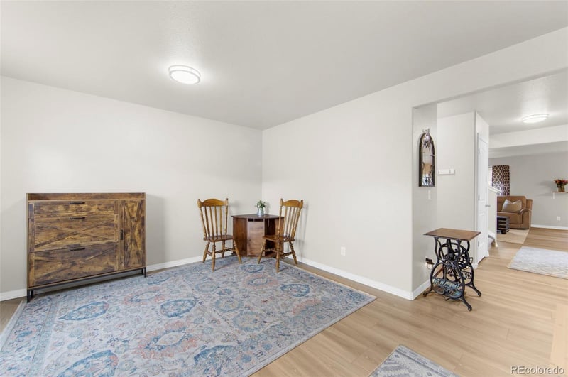 1223 Livingston Ave, Colorado Springs, CO 80906