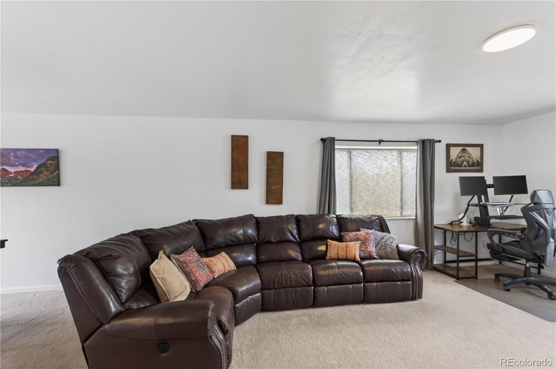 542 N 4th St, Silt, CO 81652