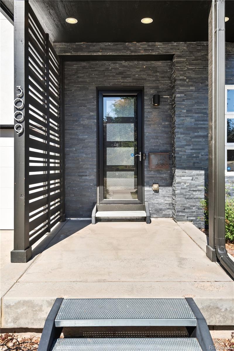 3009 S Sherman St, Englewood, CO 80113