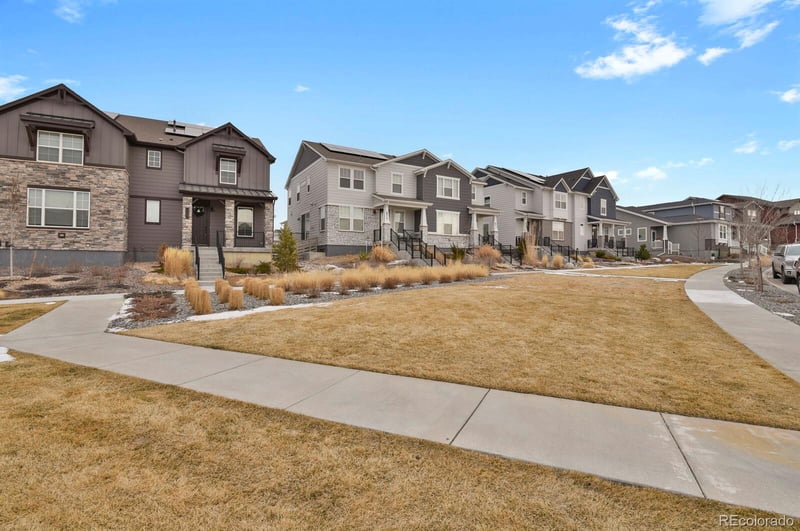 8217 Monte Vista Cir, Littleton, CO 80125