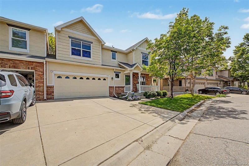 1645 Chester Ct, Denver, CO 80247