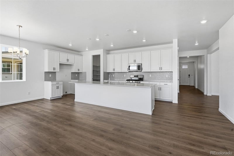 716 Bradley Cir, Elizabeth, CO 80107