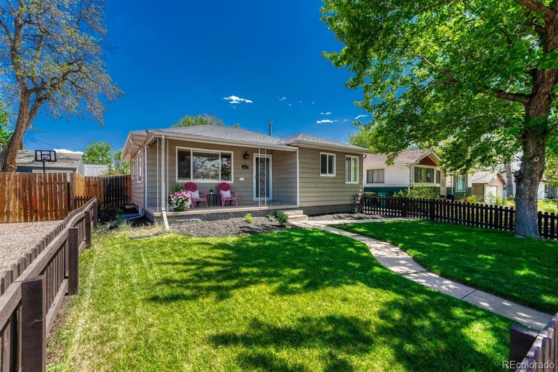 4252 Logan St, Englewood, CO 80113