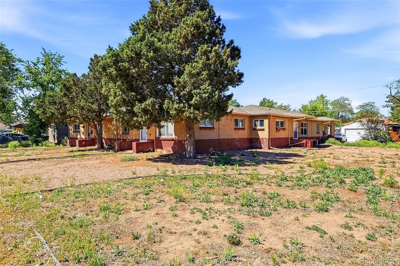 1685 Chester St, Aurora, CO 80010