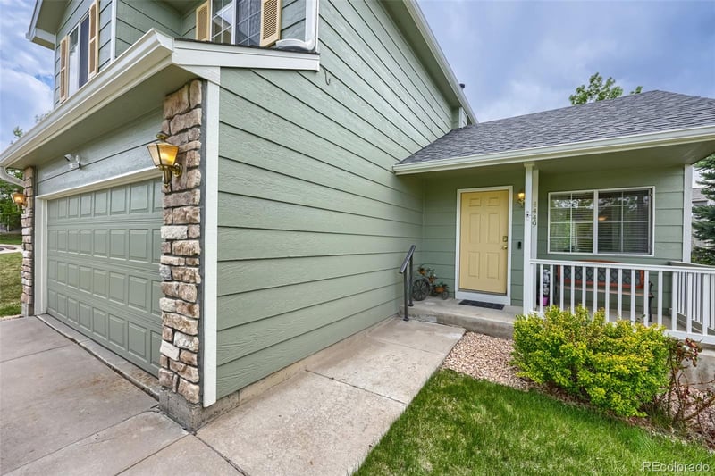 4449 Halifax St, Centennial, CO 80015