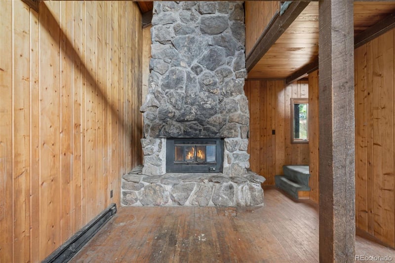 721 Nugget Hill Rd, Jamestown, CO 80455