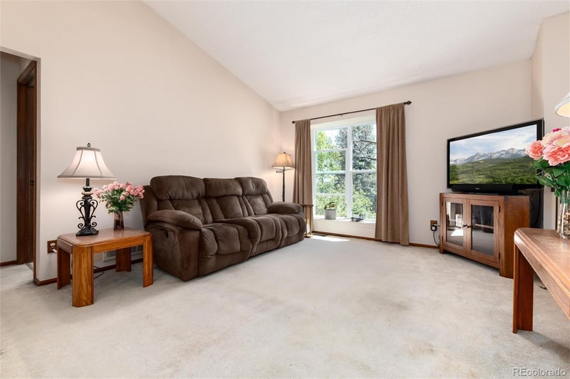 5951 Perth St, Centennial, CO 80015