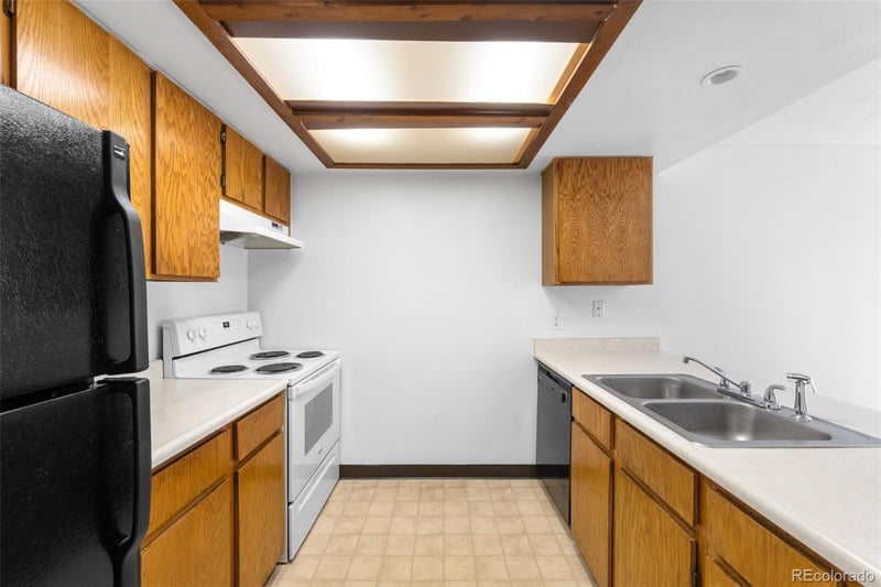 4896 Dudley St #6-5, Littleton, CO 80123