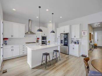 5234 Queen Ct, Arvada, CO 80002