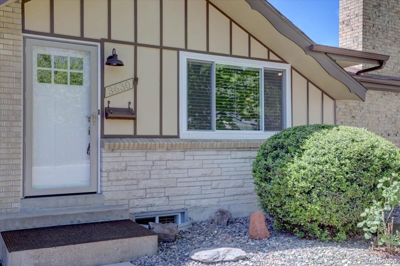 3630 Saratoga Ave, Littleton, CO 80123