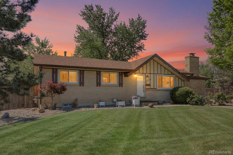 3630 Saratoga Ave, Littleton, CO 80123