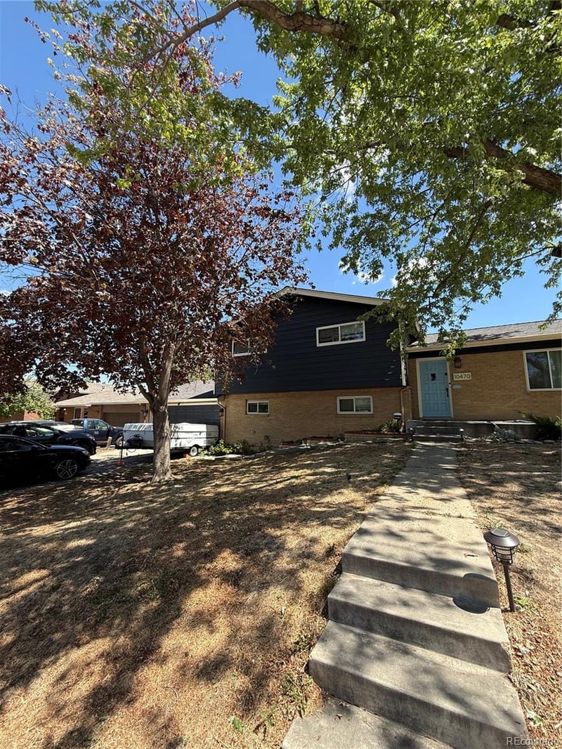 10470 Livingston Dr, Northglenn, CO 80234
