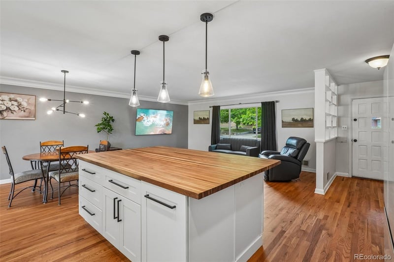 10470 Livingston Dr, Northglenn, CO 80234